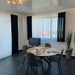 Popdan By The Sea 4*