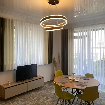 Aparthotel Popdan By The Sea