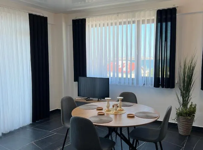 Popdan By The Sea 4*